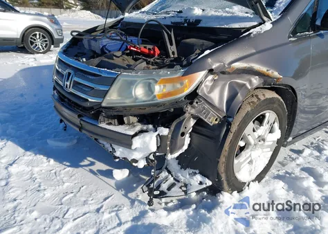 2011 Honda Odyssey Touring/Touring Elite из США, поврежденный, VIN 5FNRL5H97BB102382